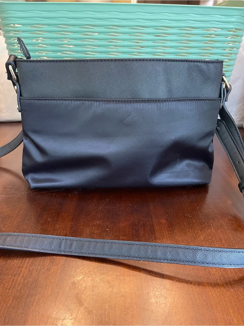 Simple Noella Black crossbody purse - Picture 4 of 11